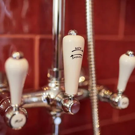 The Pinta Boutique *