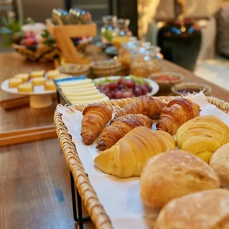 The Pinta Boutique アルママール