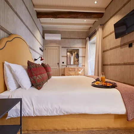 ホテル The Pinta Boutique アルママール