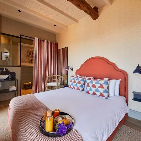 The Pinta Boutique * Армамар